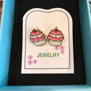 Children’s cupcake earrings!